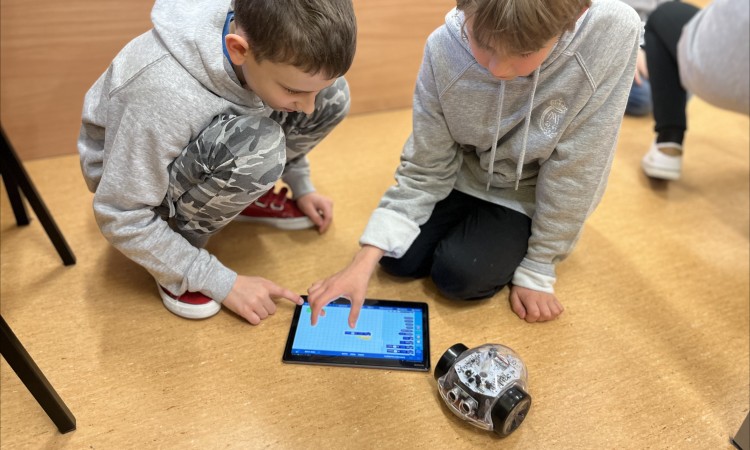 PROGRAMOWANIE Z INO-BOTEM KLAS 4