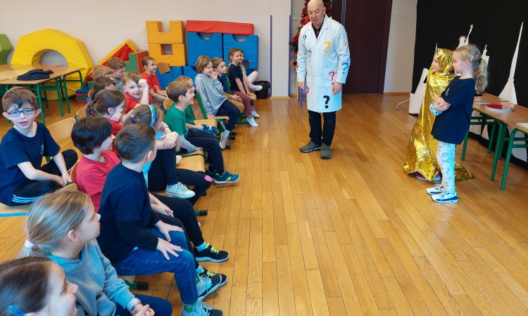 Fizyka dla smyka- warsztaty klas I-III